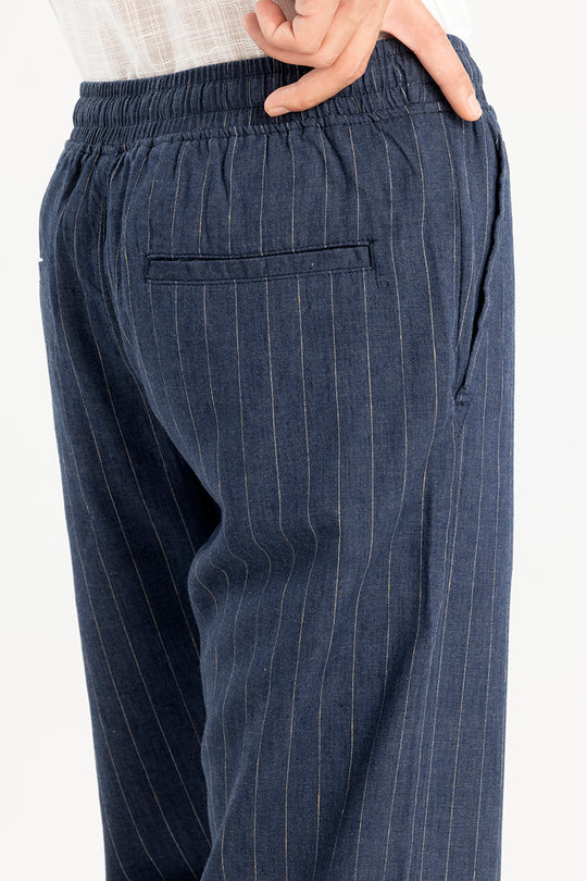 Buy Men's Aurabreeze Blue Linen Pant Online | SNITCH