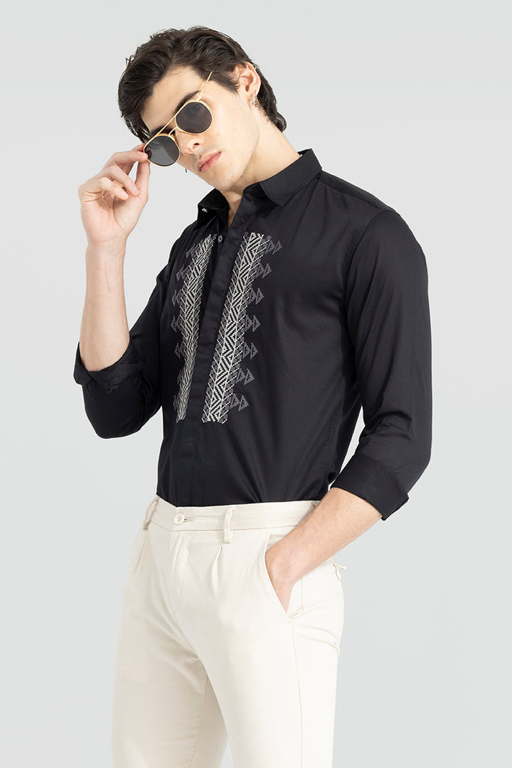 Parapine Embroidery Black Shirt