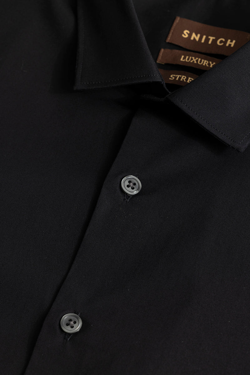 Buy Men's Estonia Black Shirt Online | SNITCH
