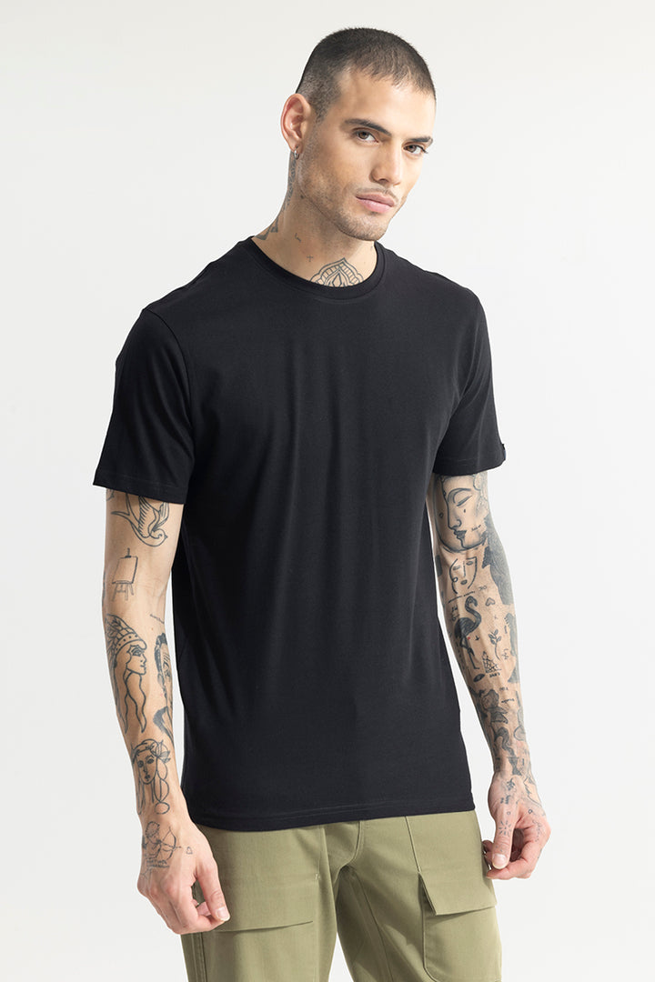 EasyEssentials Black T-Shirt