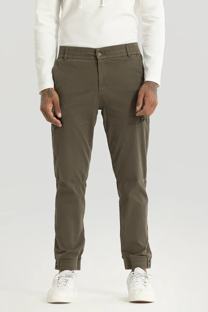 Buy Men s Enchant Olive Plain Slim Fit Cargo Pants Online Snitch SNITCH