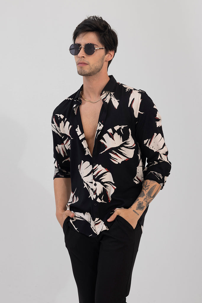 Leaf shirt outlet